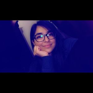 Meet your Posher, Nathaly